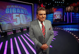 Don Francisco, como Vicente Fernández, quiere seguir vigente hasta que le dejen de aplaudir